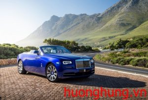 2016-Rolls-Royce-Dawn